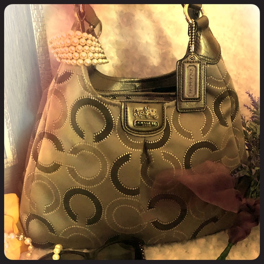 COACH NWOT shoulder bag